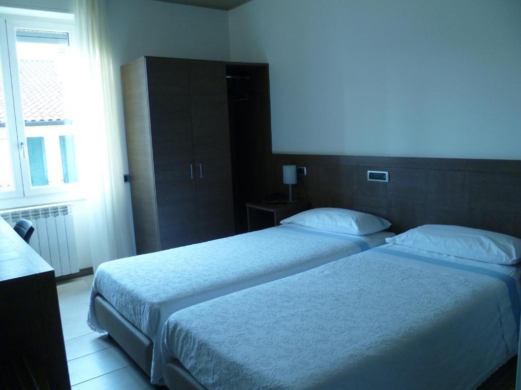 Albergo Sole Mariano Comense Cameră foto